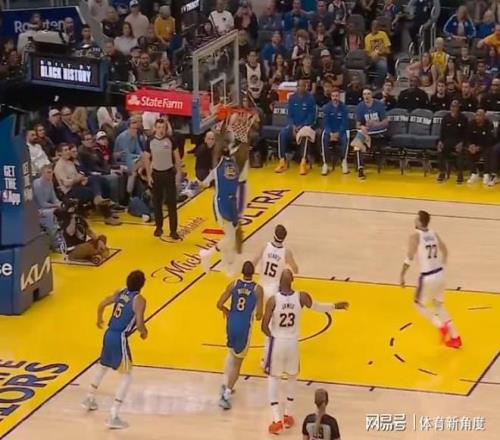 上海双雄首,战获胜,王大雷染红,NBA比分直播,NBA篮球比分,NBA赛事直播,NBA比分查询,篮球赛事数据