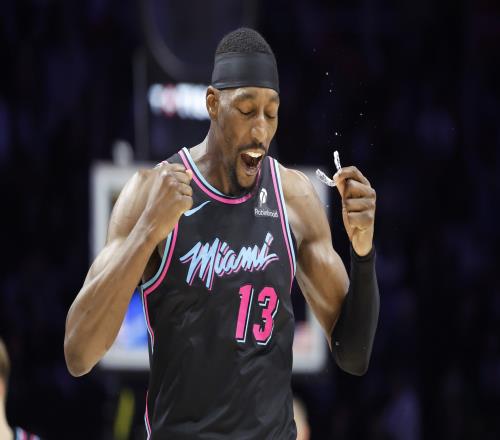 五百退役老,兵杭州齐聚,为浙江队加,NBA比分直播,NBA篮球比分,NBA赛事直播,NBA比分查询,篮球赛事数据